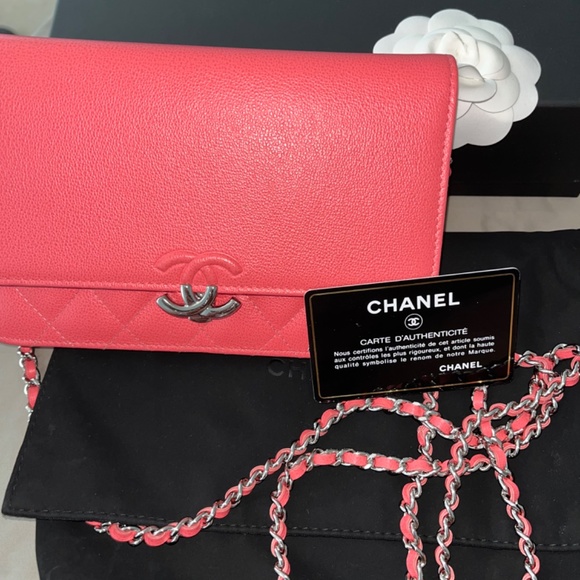 Chanel Pink Wallet on Chain (WOC) with receipt - Picture 3 of 7
